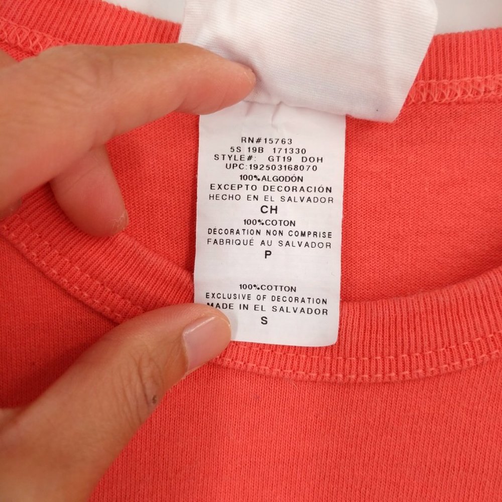 Champion Small Script Logo Applique Tee Shirt Sz S - image 5